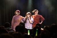 ラインダンスするNegicco。