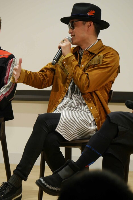 KOHSHI（Vo）（写真提供：アミューズ）