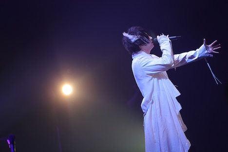 そらる（撮影：小松陽祐［ODD JOB］/ 加藤千絵［CAPS］/ 堀卓朗［ELENORE］）