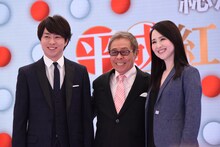 左から櫻井翔、北島三郎、松田聖子。