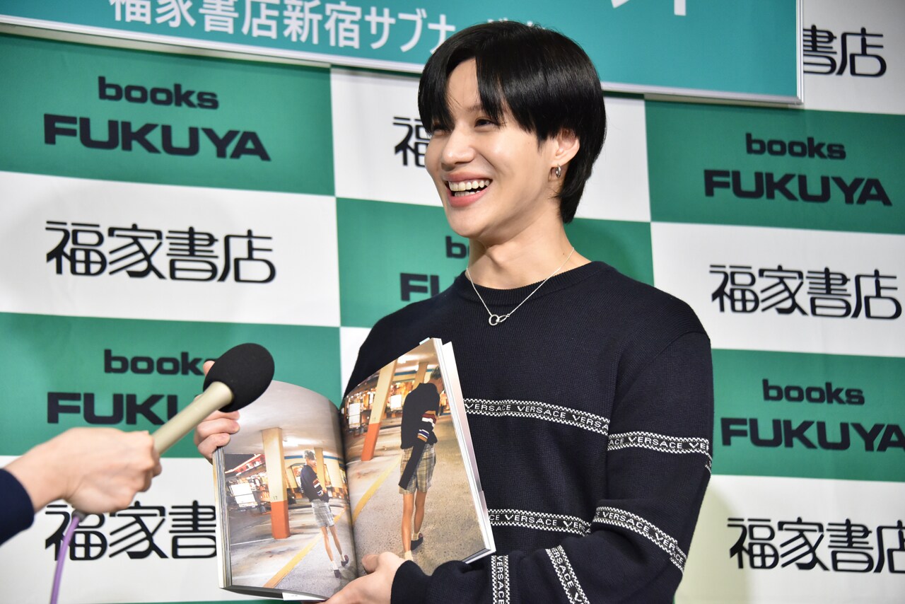 SHINee テミン　seek 撮影にて使用されたマグカップ テミン（SHINee） - SHINeeテミン写真集撮影で沖縄へ、アグー豚