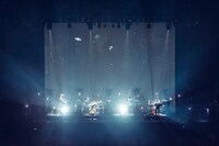 Corneliusのライブの様子。