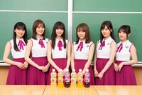 「ファンタ坂学園 変顔ボトル篇」のメイキングシーン。