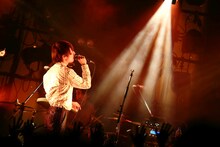 川谷絵音（Vo, G / indigo la End）（撮影：谷古宇愛）