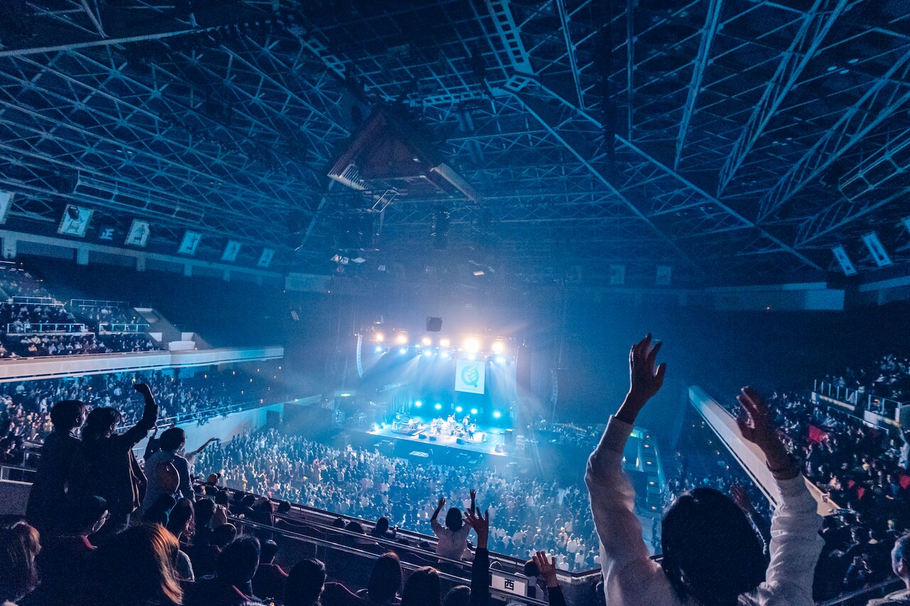 4月16日に実施された「Q」東京・両国国技館公演の様子。