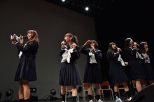 いつもと様子の違う「ebiture」にどよめくエビ中。