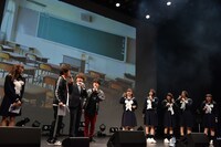 前山田健一を交えたトークの様子。