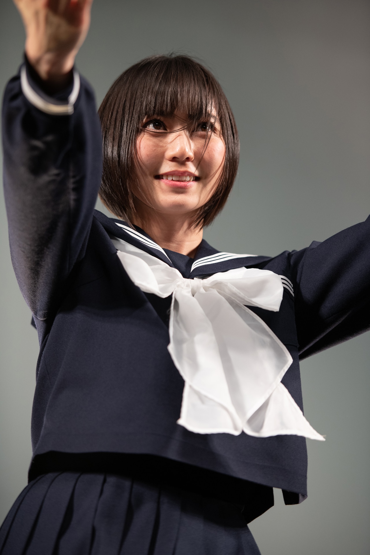 安本彩花