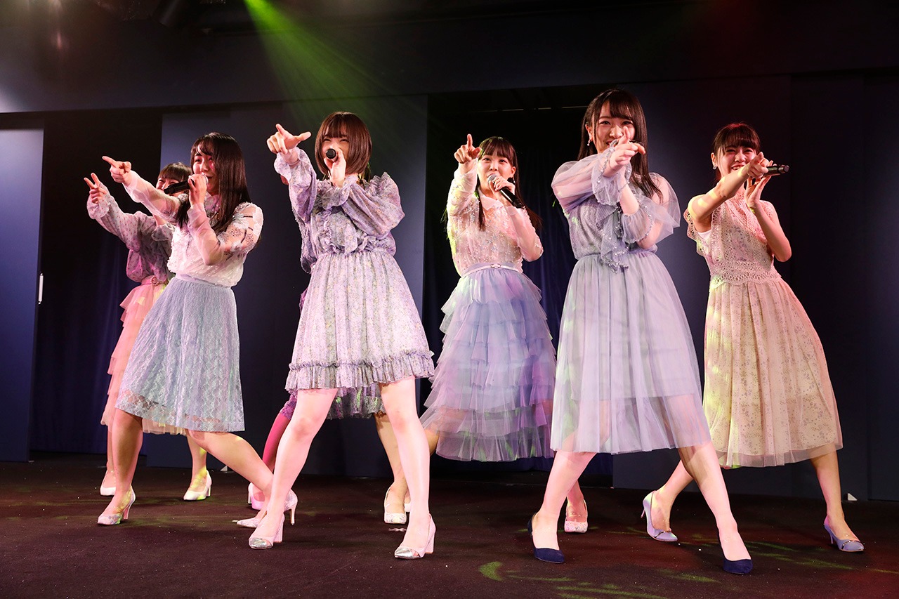 STU48の劇場公演「GO!GO! little SEABIRDS!!」の様子。(c)STU48