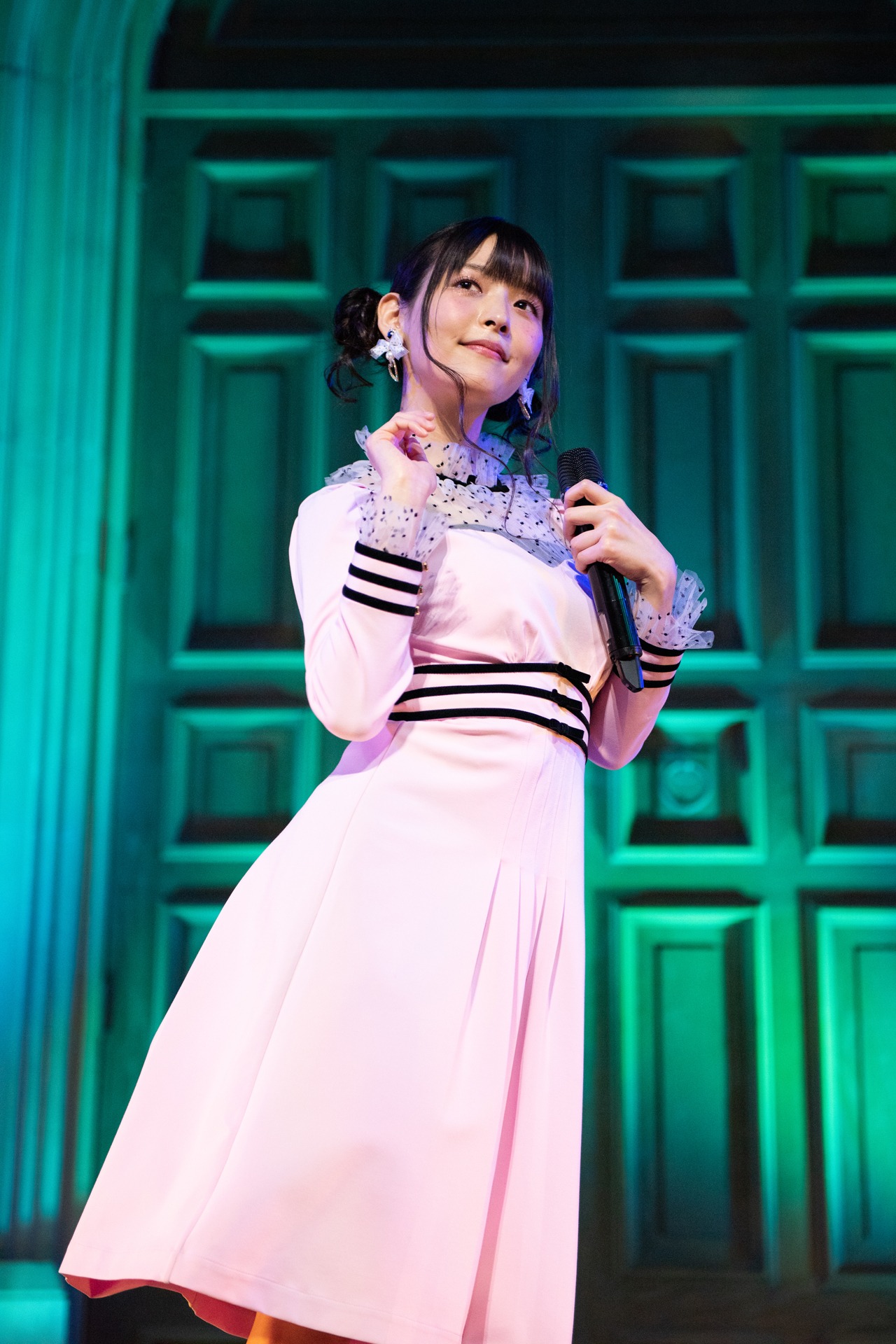 上坂すみれ