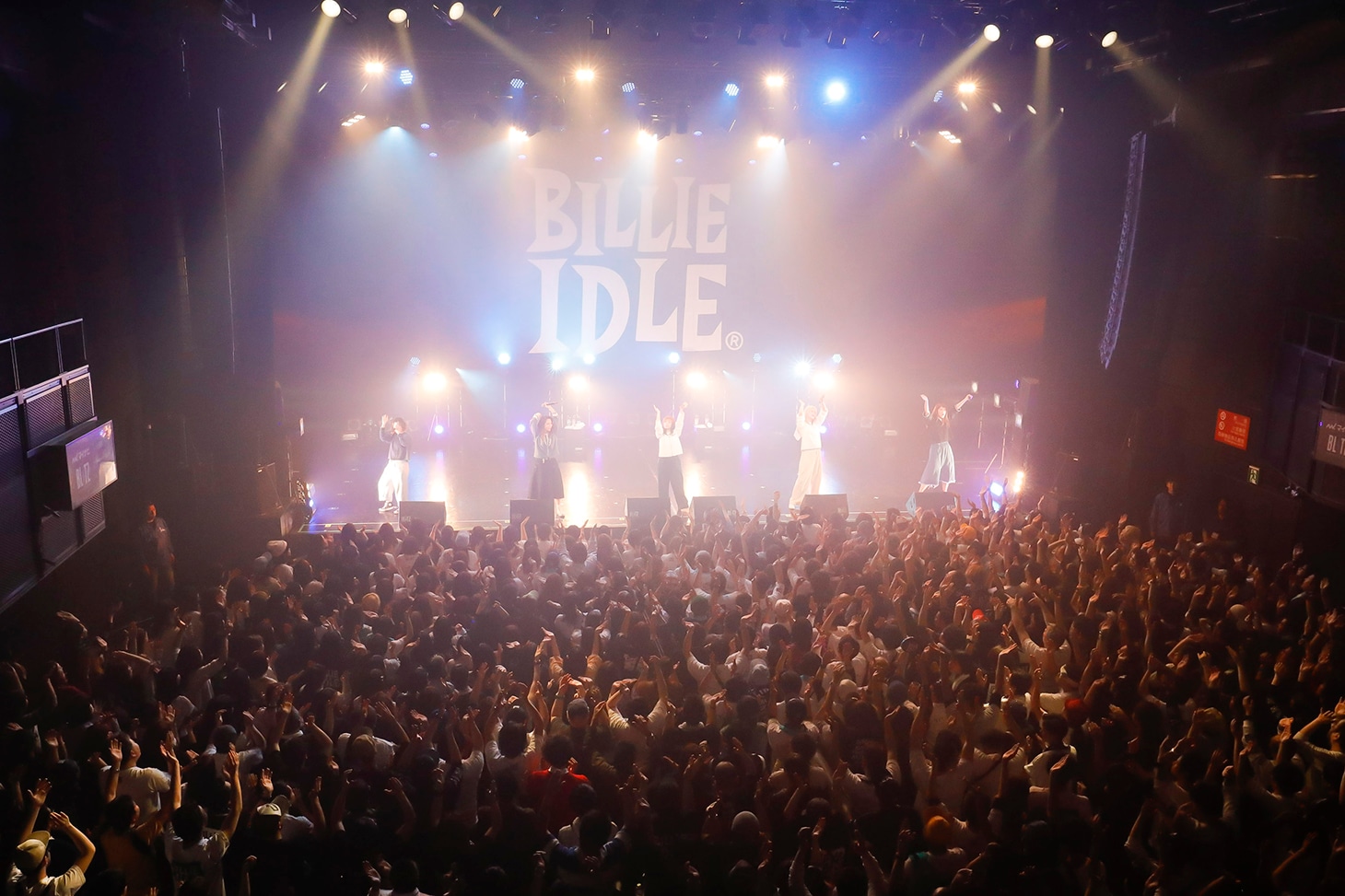BILLIE IDLE「そして、また、、」マイナビBLITZ赤坂公演の様子。