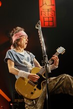 真島昌利（G）（撮影：柴田恵理）