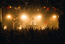 HOWL BE QUIET「HOWL BE QUIET 2019 ONE MAN LIVE」最終公演の様子。（撮影：山川哲矢）