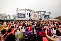 「ももクロ春の一大事2019 in黒部市 ～笑顔のチカラ つなげるオモイ～」の様子。（Photo by HAJIME KAMIIISAKA＋Z）