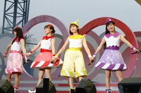 「ももクロ春の一大事2019 in黒部市 ～笑顔のチカラ つなげるオモイ～」の様子。（Photo by HAJIME KAMIIISAKA＋Z）