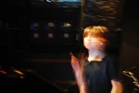 Imoutoid。2008年6月20日に東京・Seco Loungeで撮影されたライブ写真。（家族提供）