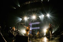 「フジファブリック LIVE TOUR 2019 "FEVERMAN"」大阪・Zepp Osaka Bayside公演の様子。（撮影：渡邉一生）