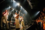 「フジファブリック LIVE TOUR 2019 "FEVERMAN"」大阪・Zepp Osaka Bayside公演の様子。（撮影：渡邉一生）