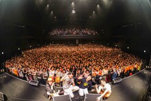 「フジファブリック LIVE TOUR 2019 "FEVERMAN"」大阪・Zepp Osaka Bayside公演の様子。（撮影：渡邉一生）