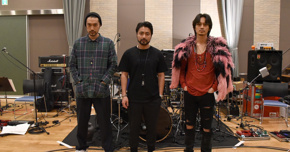 山田孝之×綾野剛×内田朝陽のTHE XXXXXXがリハ公開、初ライブへの 