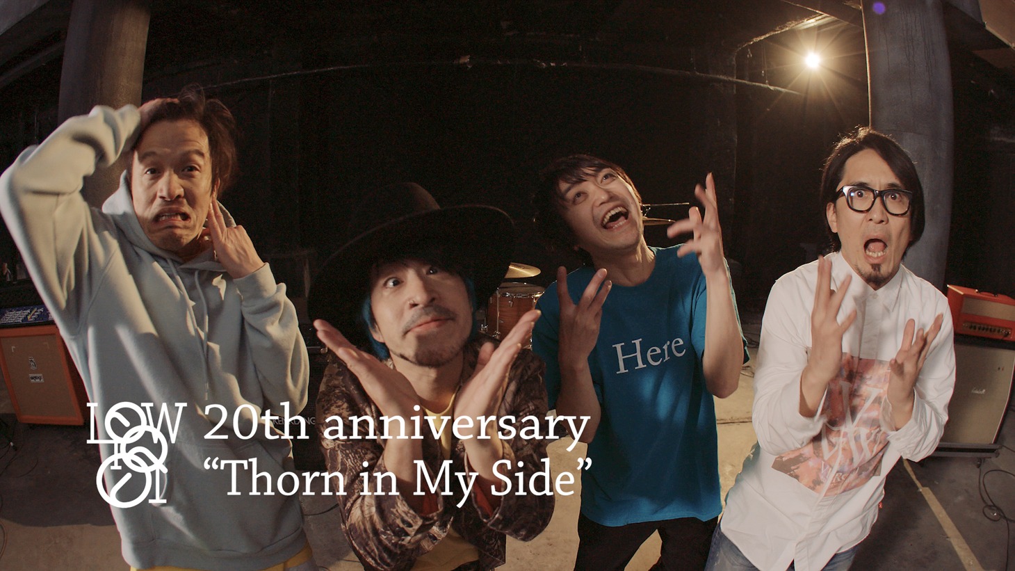 LOW IQ 01「Thorn In My Side」ミュージックビデオのワンシーン。