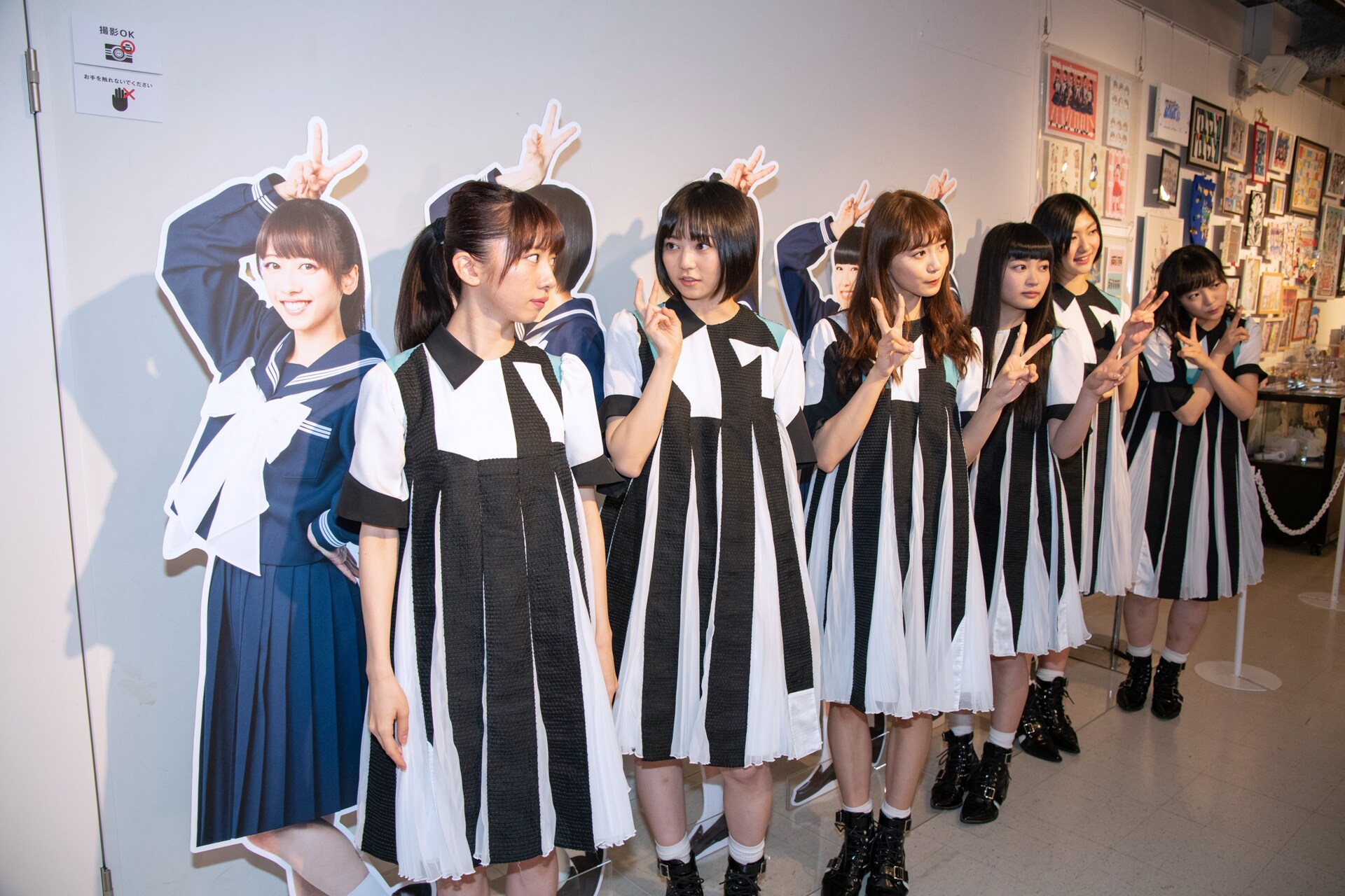 私立恵比寿中学、ファミリー集う「エビ展」訪問（写真28枚） - 音楽