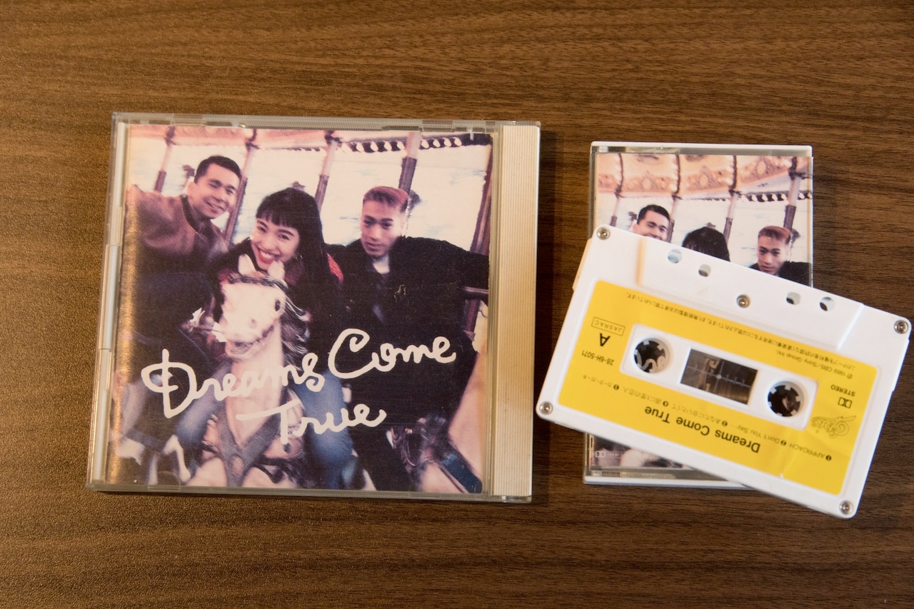 今では入手困難なカセットテープも展示されている。