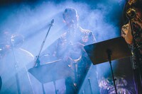 左からハットリ“ショーティ”ヤスヒコ（Tb）、後関好宏（Sax / Flute）、村上基（Tp / 在日ファンク）(撮影：三浦知也)