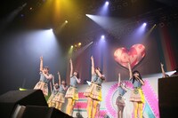 =LOVE「今、この船に乗れ！」東京・Zepp Tokyo公演の様子。（Photo by Ken Ishii）