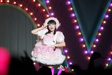 指原莉乃「それでも好きだよ」を披露する齊藤なぎさ。（Photo by Ken Ishii）