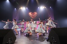 =LOVE「今、この船に乗れ！」東京・Zepp Tokyo公演の様子。（Photo by Ken Ishii）