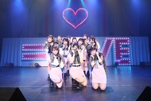 =LOVE「今、この船に乗れ！」東京・Zepp Tokyo公演の様子。（Photo by Ken Ishii）