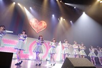 =LOVE「今、この船に乗れ！」東京・Zepp Tokyo公演の様子。（Photo by Ken Ishii）