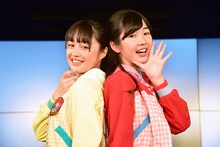 ハコムス新メンバーの依田彩花（左）と山本花奈（右）。