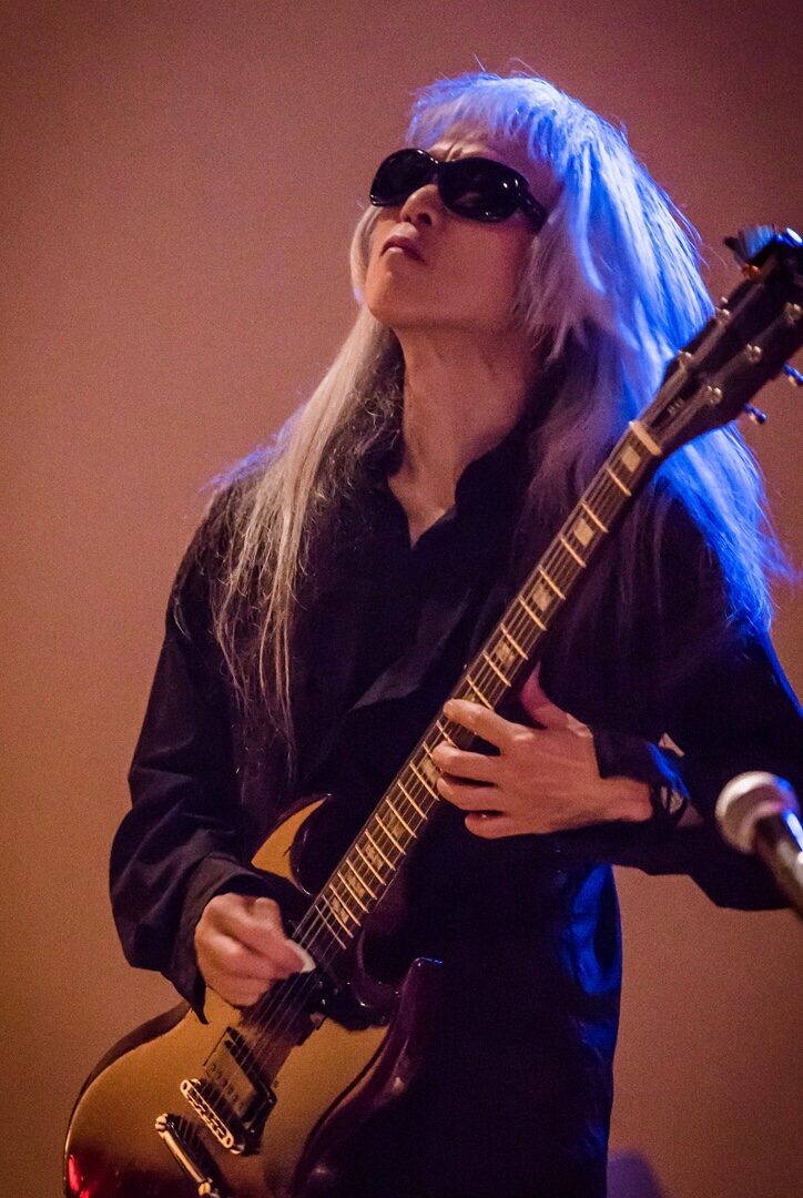 灰野敬二 インスタグラムのアカウント開設 音楽ナタリー