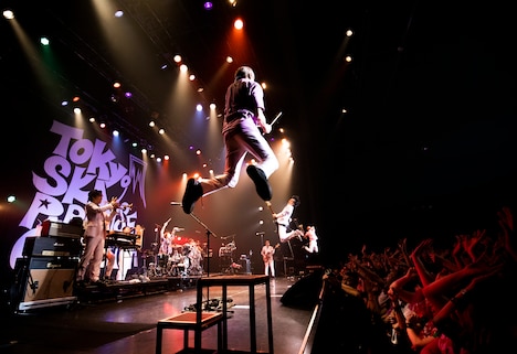 東京スカパラダイスオーケストラ「30th Anniversary Live『Are you ready for TOKYO SKA?』」の様子。（撮影：関瑠惟）