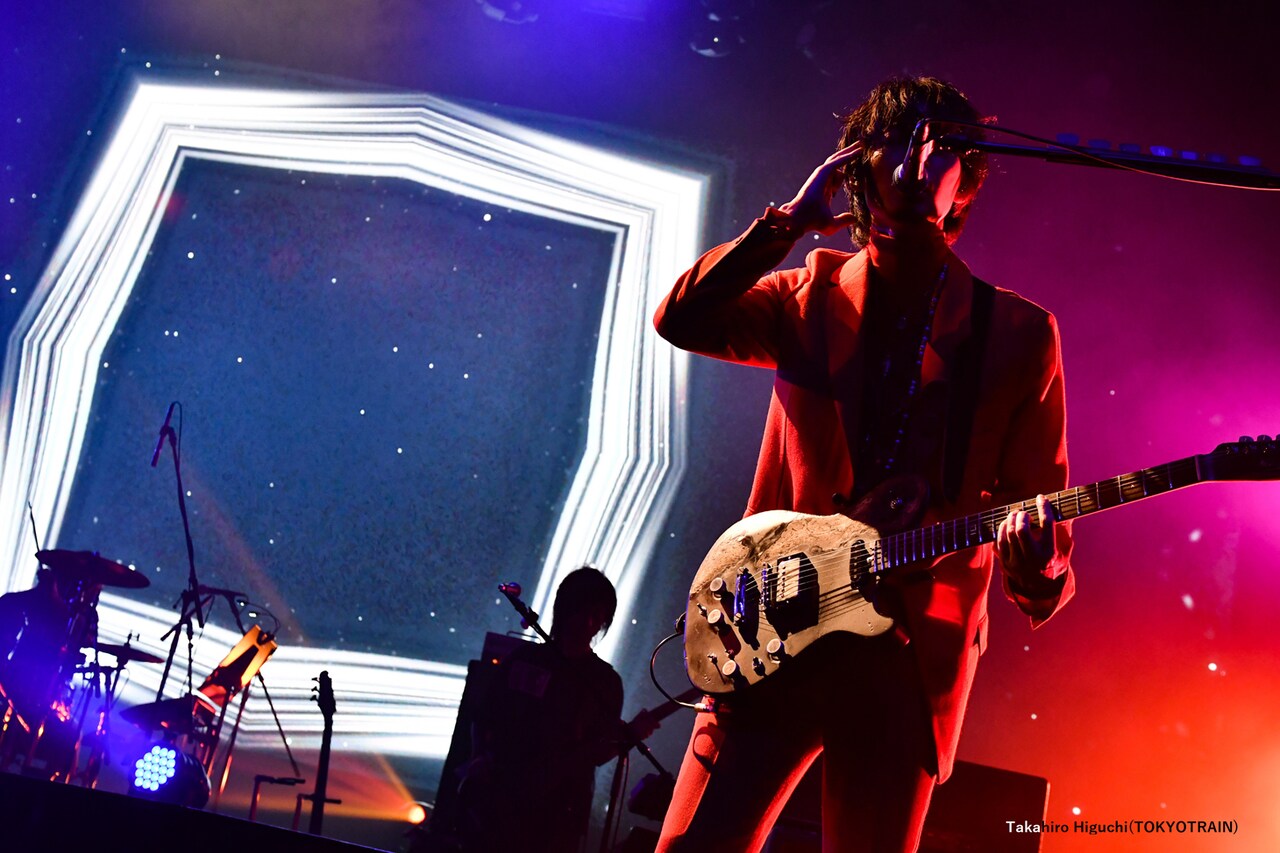 綾野剛 - 山田孝之×綾野剛×内田朝陽のTHE XXXXXX、六本木で熱狂