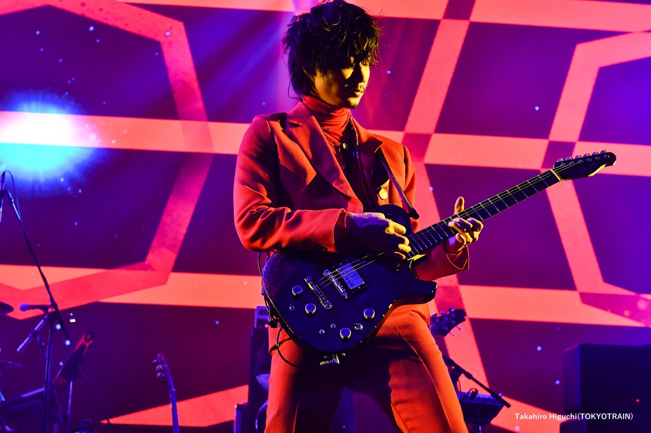 綾野剛 - 山田孝之×綾野剛×内田朝陽のTHE XXXXXX、六本木で熱狂