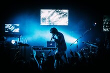 雨のパレード「ame_no_parade RELEASE PARTY "Ahead Ahead"」の様子。（Photo by Ray Otabe）