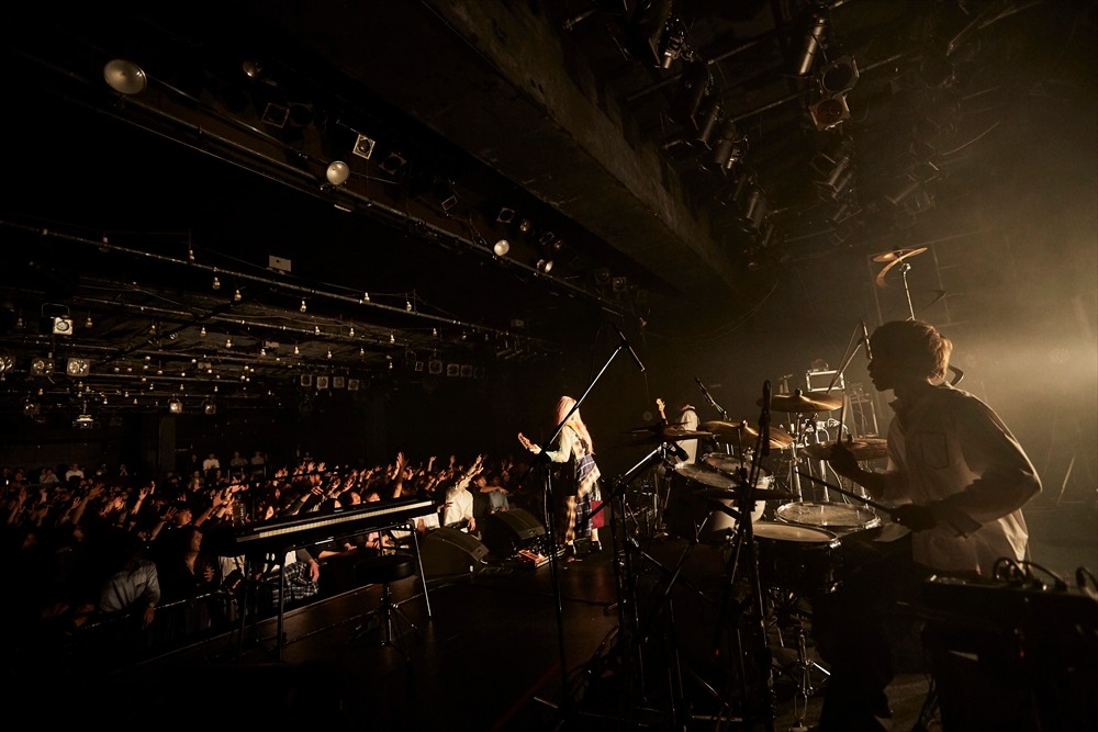 Co shu Nieツアー「Daring Transition」LIQUIDROOM公演の様子。（撮影：鳥居洋介）