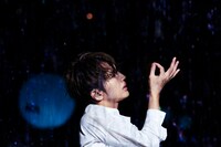人気画像8位は「Nissy、東京ドームで見せた“Nissy Entertainment”の集大成！ツアー熱狂の終幕」より、Nissy。