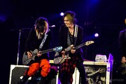 HISASHI（G）と喜矢武豊（Gita-）。