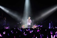 志麻「First Order II -Mission to Save You-」東京・Zepp Tokyo公演の様子。（撮影：岡本麻衣）