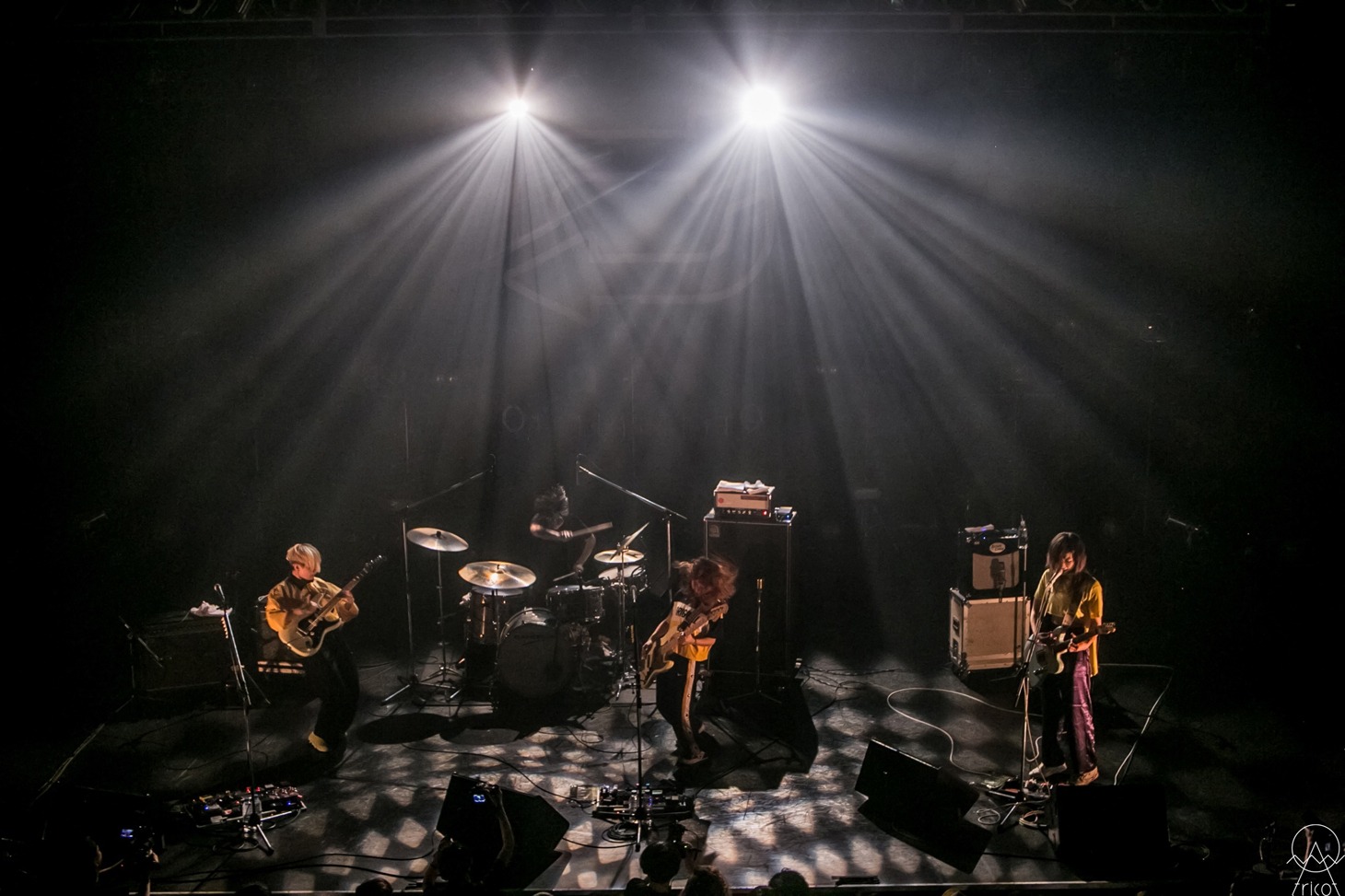 「tricotワンマン大反射祭Tour」東京・TSUTAYA O-EAST公演の様子。（提供：エイベックス・エンタテインメント）