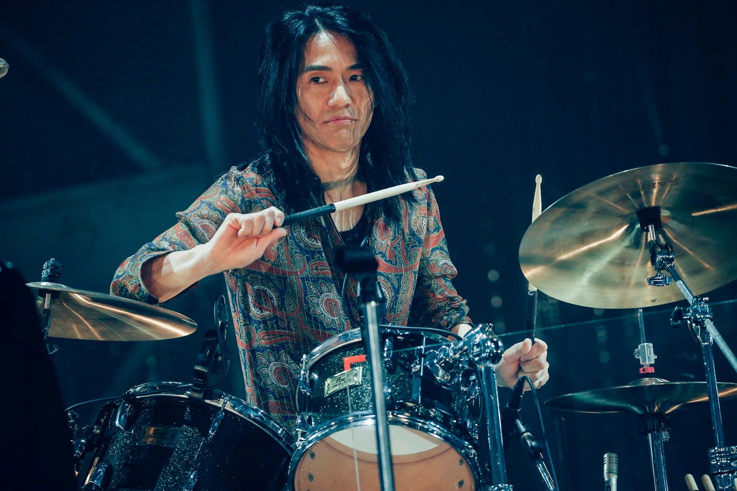 「THE YELLOW MONKEY SUPER JAPAN TOUR 2019 -GRATEFUL SPOONFUL」静岡・エコパアリーナ4月28日公演の菊地英二（Dr）。（撮影：横山マサト）