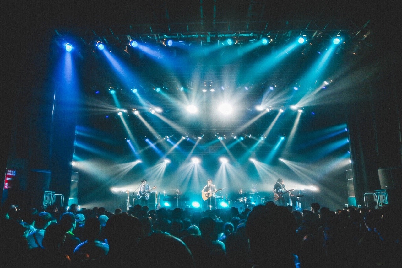 「石崎ひゅーい バンドワンマンTOUR 2019『ゴールデンエイジ』」東京・TSUTAYA O-EAST公演の様子。（撮影：鈴木友莉）
