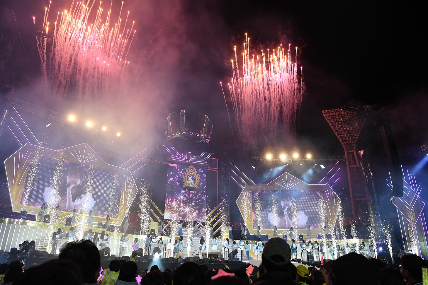 「指原莉乃 卒業コンサート ～さよなら、指原莉乃～」の様子。(c)AKS