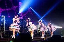 ロッカジャポニカ「ROCK A JAPONICA "FRONTIER" LIVE ～中野サンプラザ 平成最後のアイドルコンサート～」の様子。