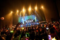 ロッカジャポニカ「ROCK A JAPONICA "FRONTIER" LIVE ～中野サンプラザ 平成最後のアイドルコンサート～」の様子。