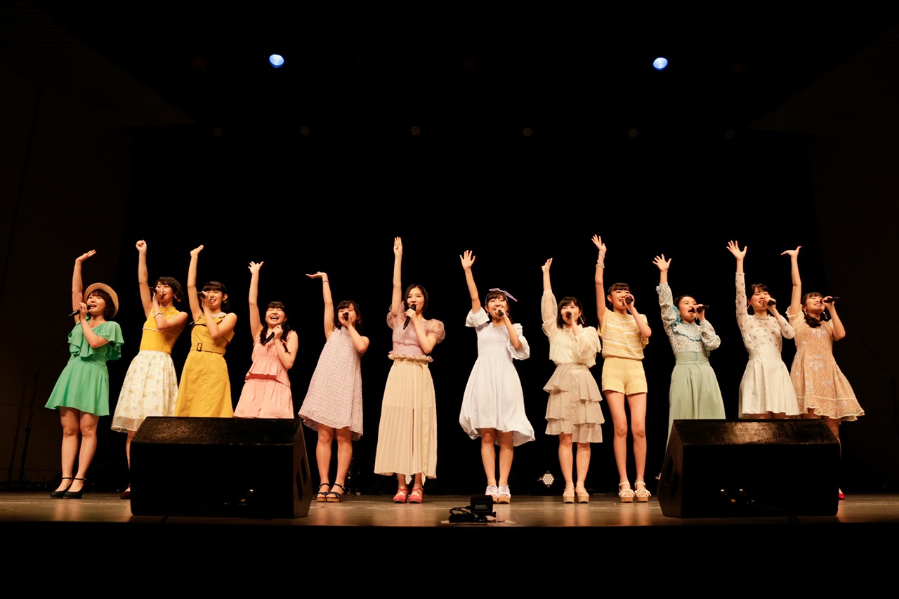 「BEYOOOOONDS 応援企画FCイベント～晩春の陣ZIN～」の様子。（写真提供：アップフロントグループ）